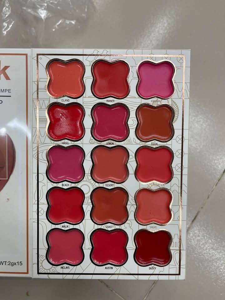 6 in 1 Sheglam Beauty Book Makeup Kit