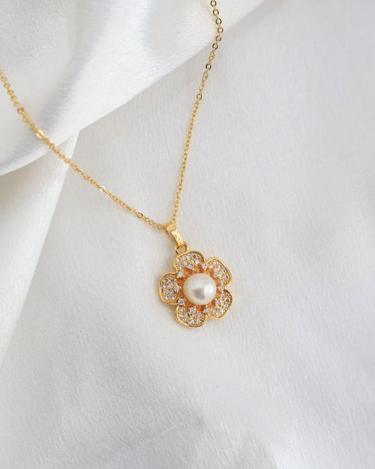 18K Gold Plated Freshwater Pearl Camellia Flower Pendant Necklace