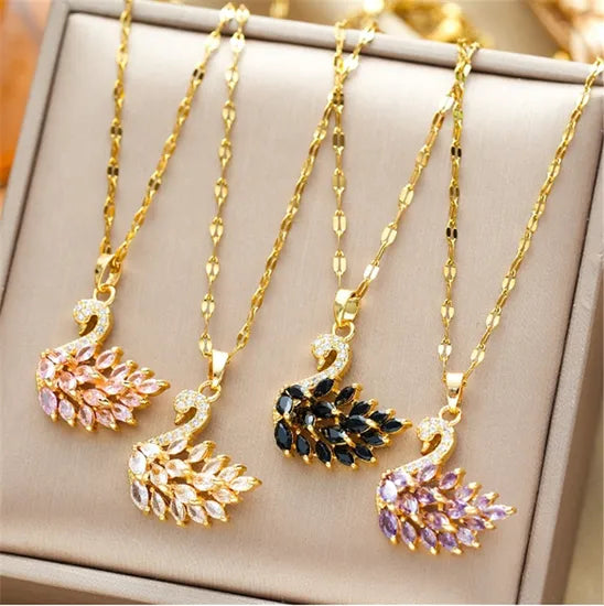 Fashion Diamond Swan Pendant Necklace
