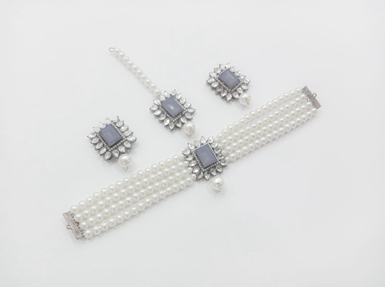 Jennifer Pearl Choker Set