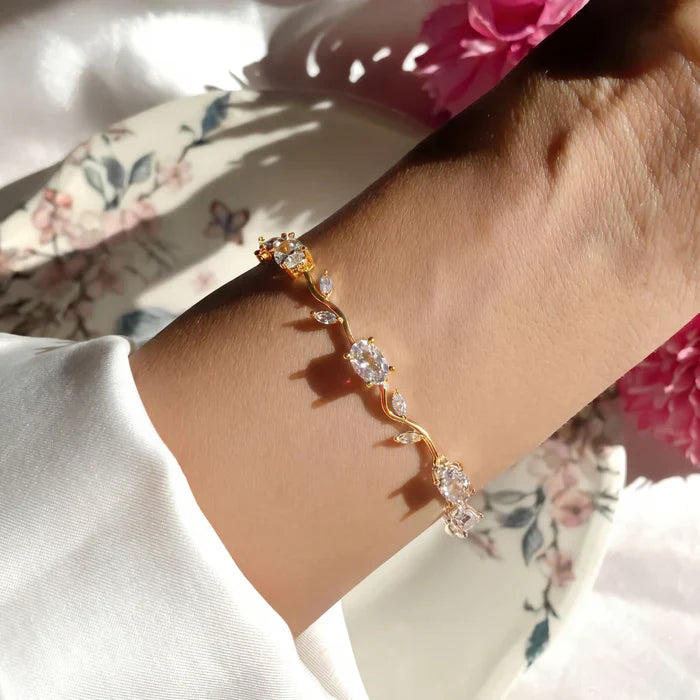 Majestic Tulip Bracelet