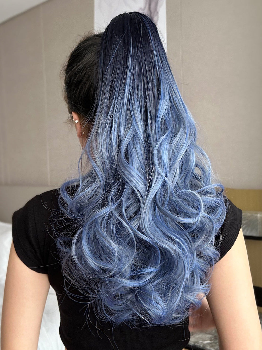 Claw Ponytail 20 Inch Ombre Natural Wavy Clip in Hair Extensions