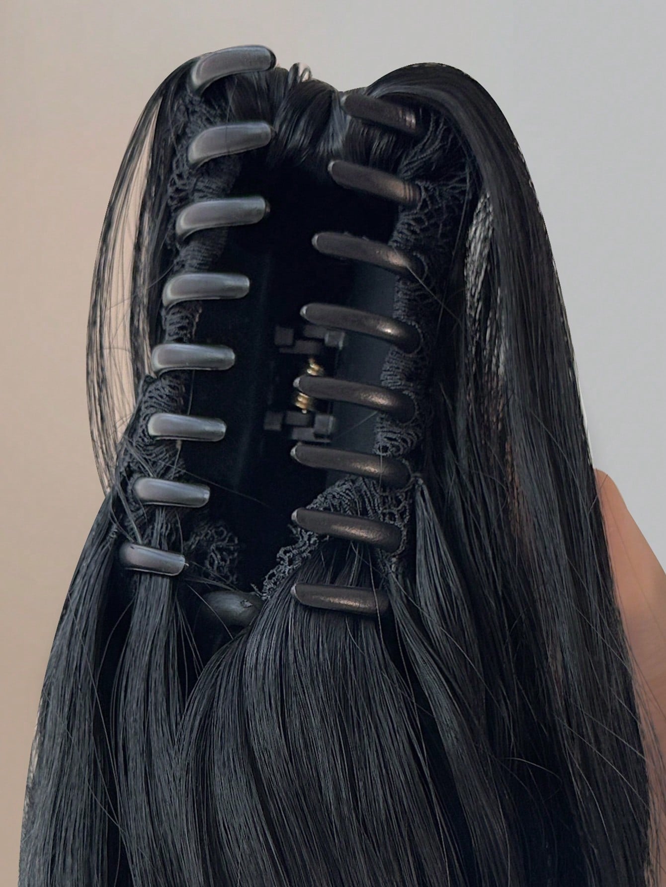 Claw Ponytail Extension 20 Inch Black Natural Wave Wavy Clip in Hair Extensions