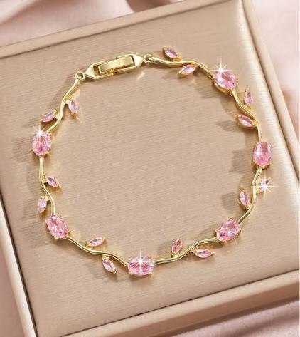 Majestic Tulip Bracelet